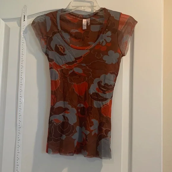 Sweet Pea top. Size M - Picture 3 of 6